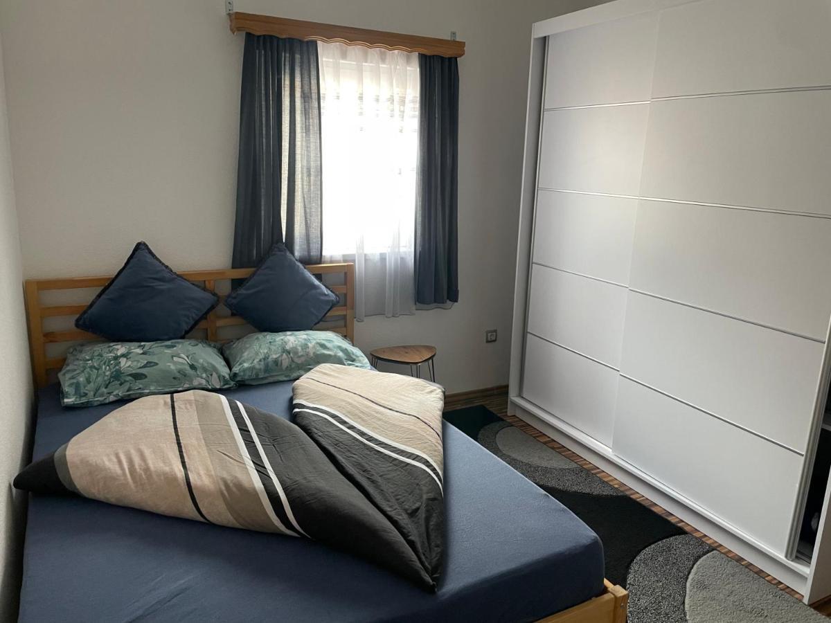 Cazin Centar Cuprija Apartment Bagian luar foto
